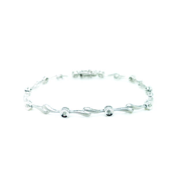 18K White Gold Diamond Bracelet
