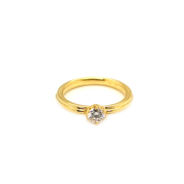 18K Yellow Gold Diamond Ring