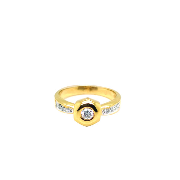 18K Yellow Gold Diamond Ring