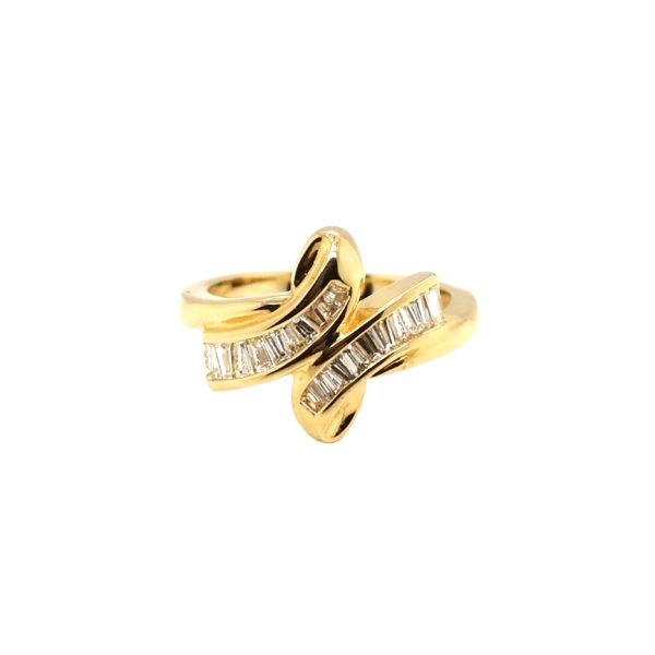 18K Yellow Gold Diamond Ring