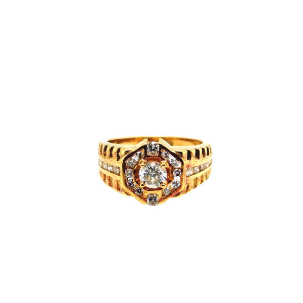 18K Yellow Gold Diamond Ring