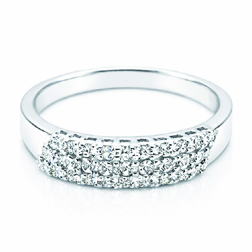 18K White Gold Diamond Ring