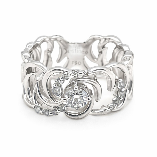 18K White Gold Diamond Ring