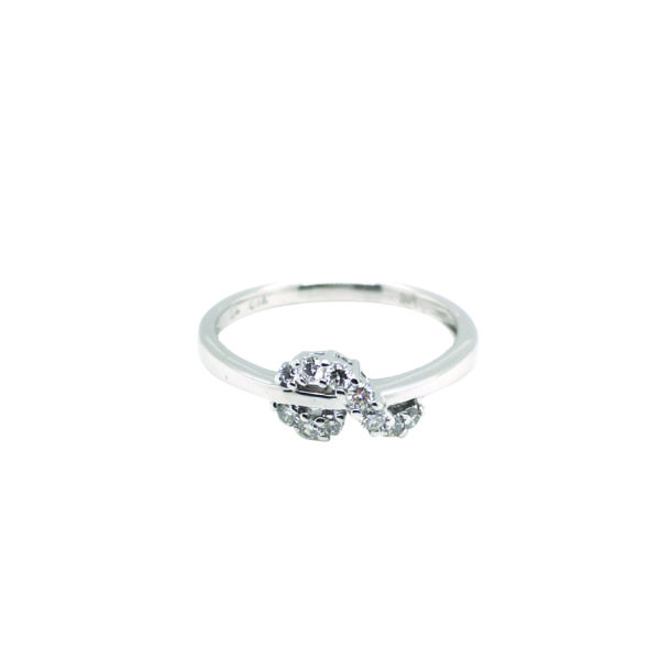 18K White Gold Diamond Ring