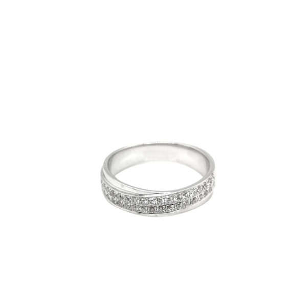 18K White Gold Diamond Ring