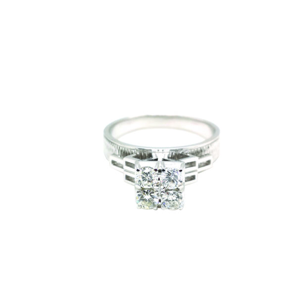 18K White Gold Diamond Ring