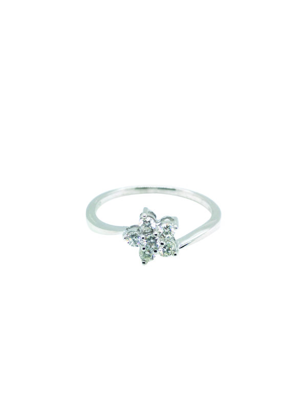 18K White Gold Diamond Ring