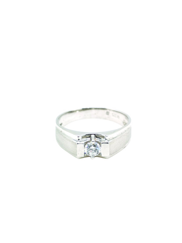 9K White Gold Diamond Ring