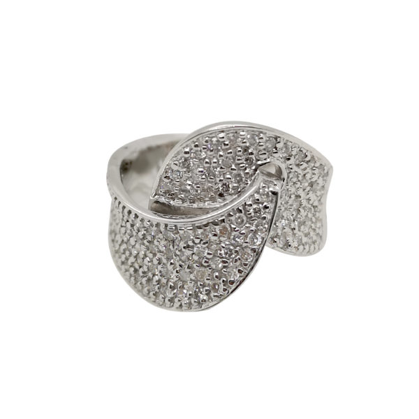 18K White Gold Diamond Ring