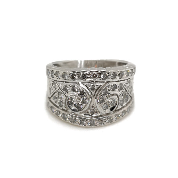 18K White Gold Diamond Ring