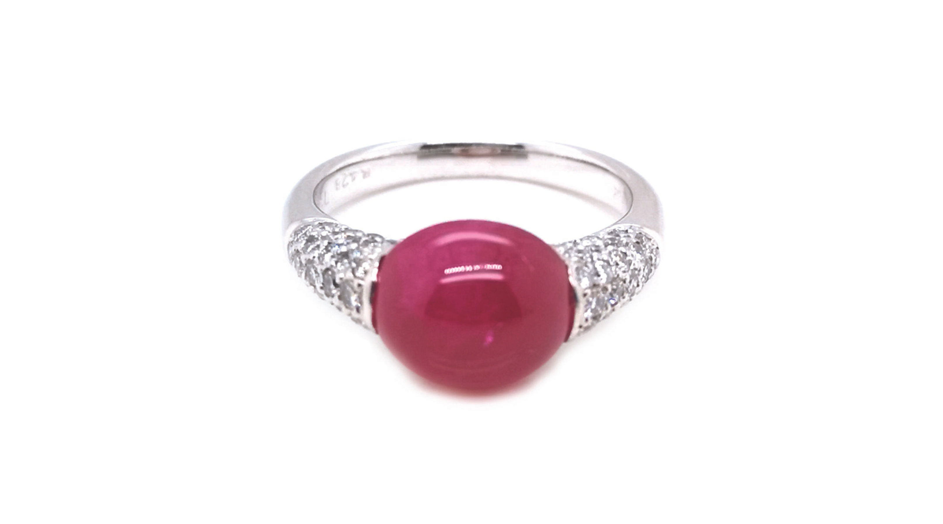 18K White Gold Ruby Diamond Ring