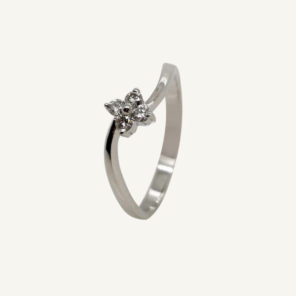 18K White/Yellow Gold Diamond Ring