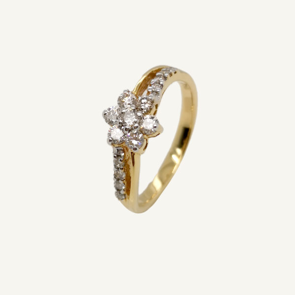 18K Yellow Gold Diamond Ring