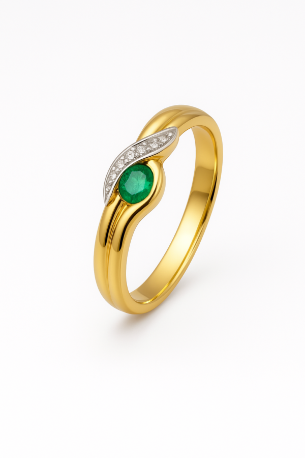 20K Yellow Gold Diamond  Emerald Ring
