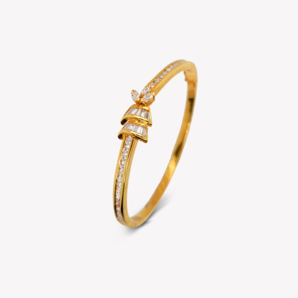 20K Yellow Gold Diamond Bangle