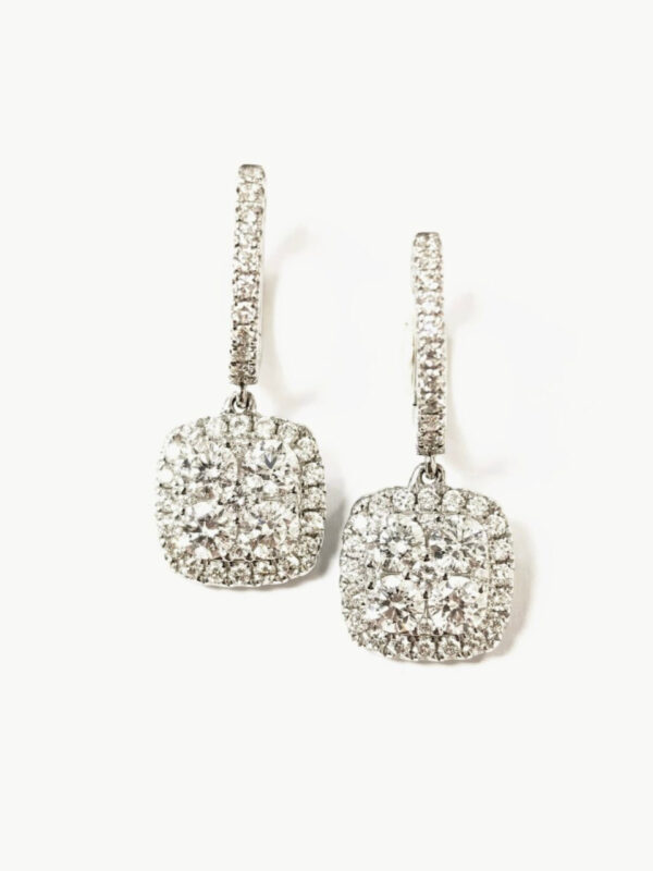 750 White Gold Diamond Earring