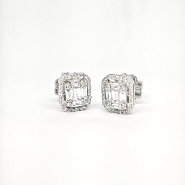 18K White Gold Diamond Earstud