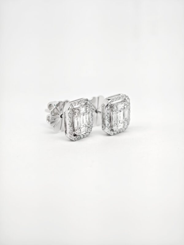 18K White Gold Diamond Earstud