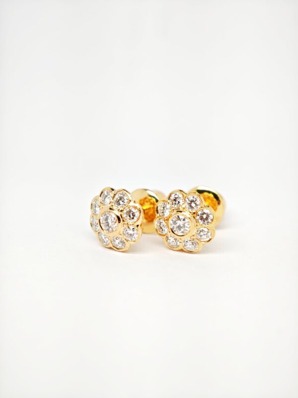 20K Yellow Gold Diamond Earstud
