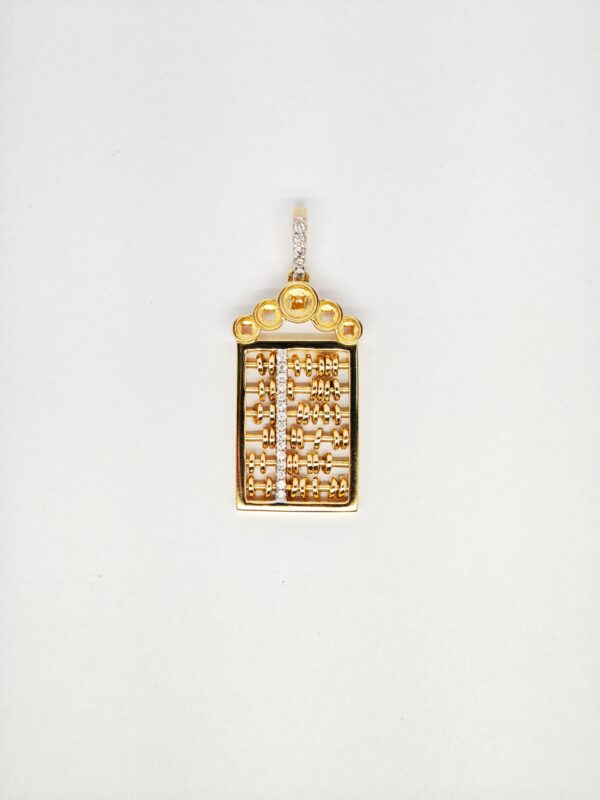 18K Yellow Gold Diamond Pendant