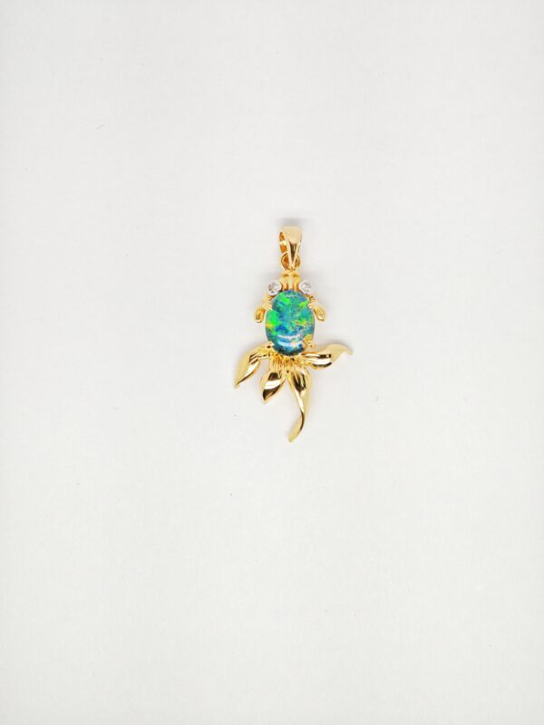 20K Yellow Gold Diamond & Opal Pendant