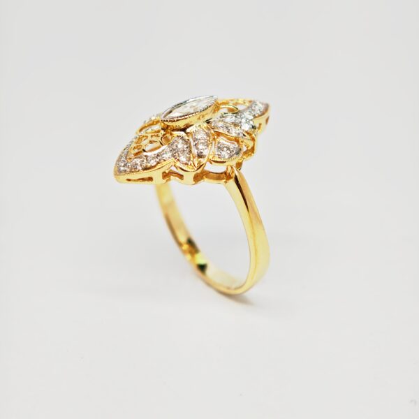 18K Yellow Gold Diamond Ring 2 Tone