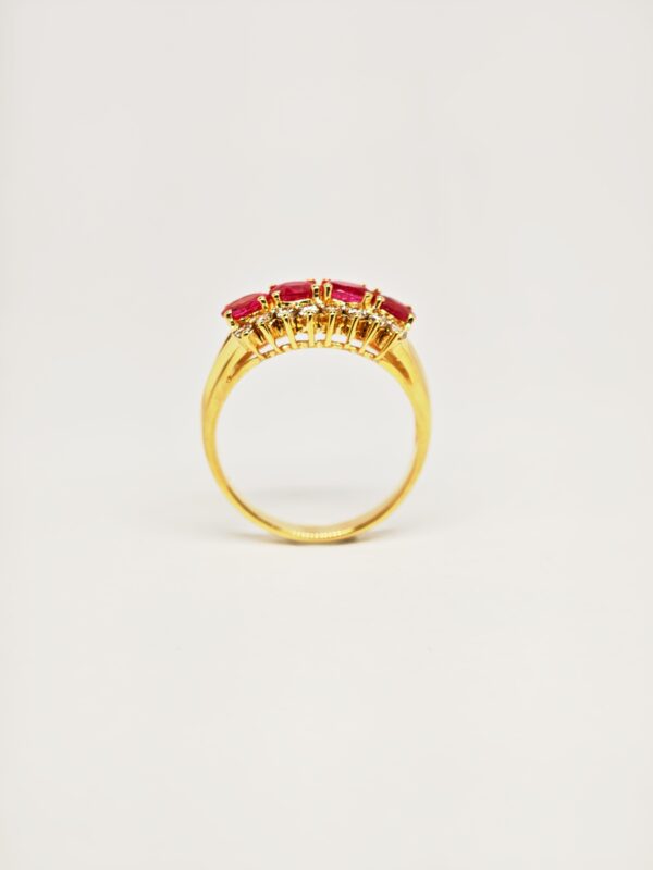 18K Yellow Gold Diamond & Ruby Ring