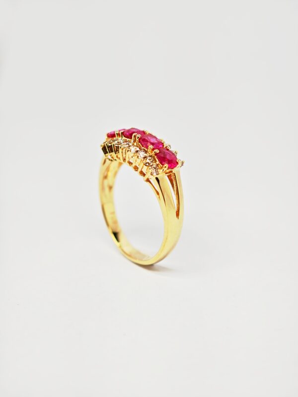 18K Yellow Gold Diamond & Ruby Ring