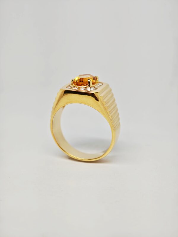 18K Yellow Gold Diamond & Citrine Ring