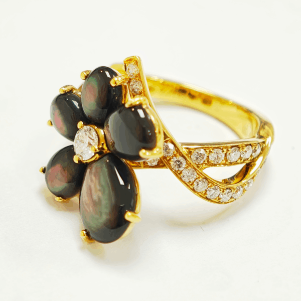 18K Yellow Gold Diamond & Mother of Pearl Ring 'Mauboussin'