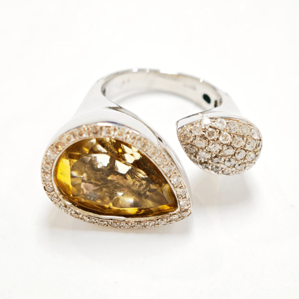 18K White Gold Diamond & Lemon Quartz Ring