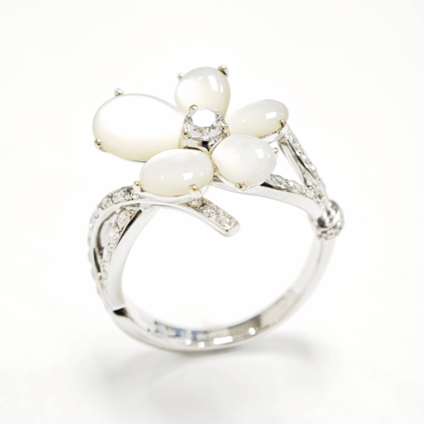 white gold diamond ring