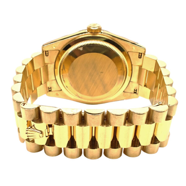 18K Yellow Gold Rolex Day-Date 36 Mop & Diamond 118238