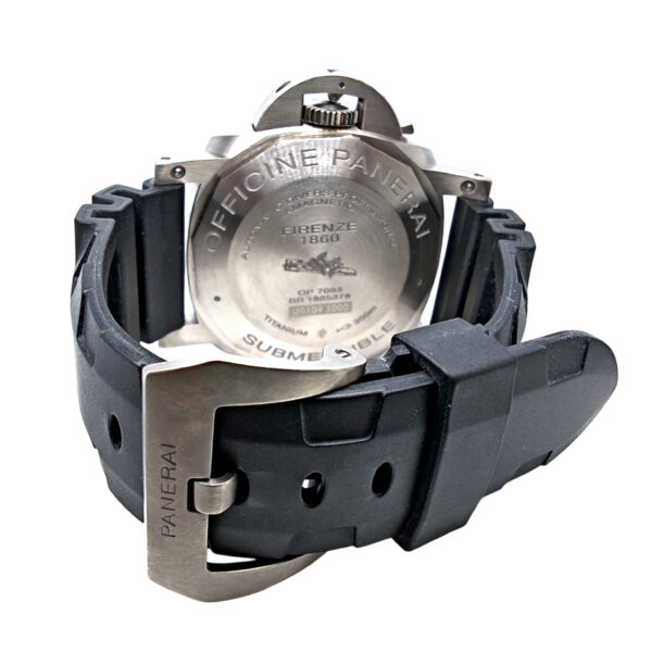 Panerai Luminor Submersible