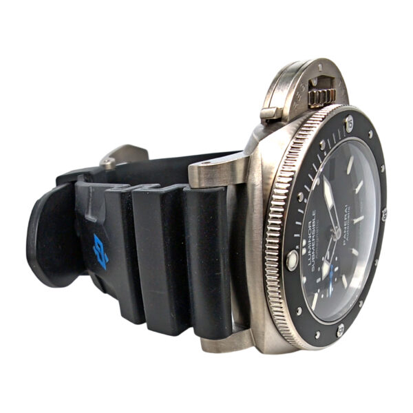 Panerai Luminor Submersible