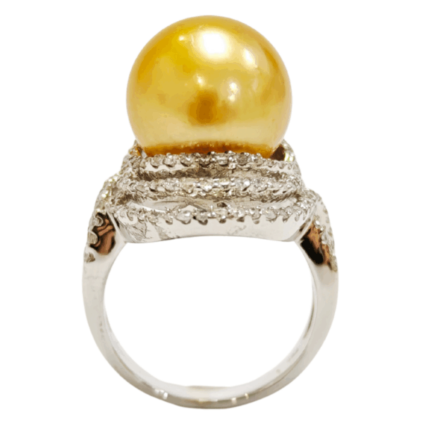 18K White Gold Diamond & Pearl Ring