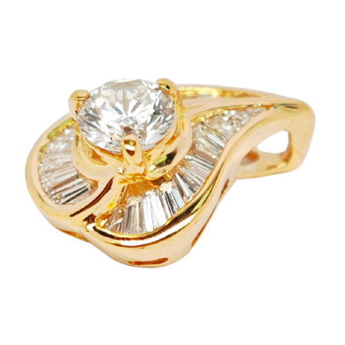 20K Yellow Gold Diamond Pendant