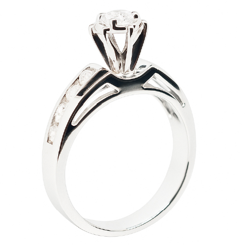 14K White Gold Diamond Ring