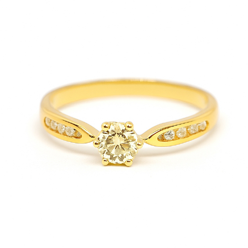 20K Yellow Gold Diamond Ring