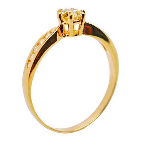 20K Yellow Gold Diamond Ring