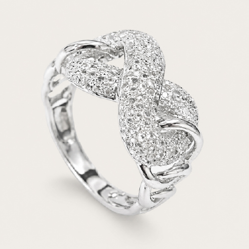 18K White Gold Diamond Ring