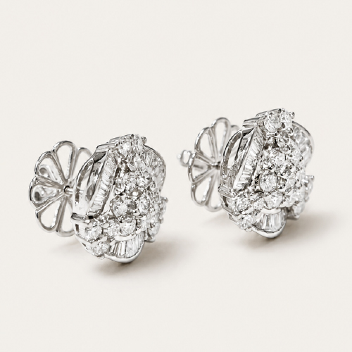 18K White Gold Diamond Earstud