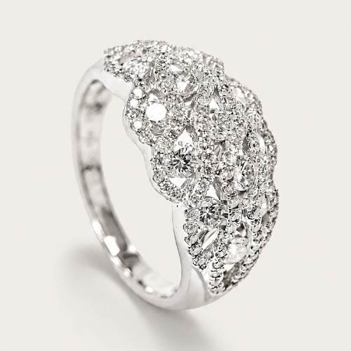 18K White Gold Diamond Ring