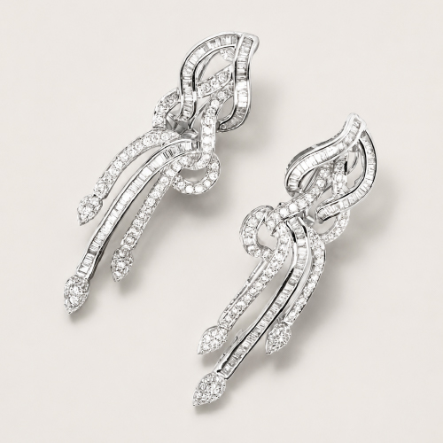 18K White Gold Diamond Earring