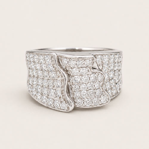 18K White Gold Diamond Ring