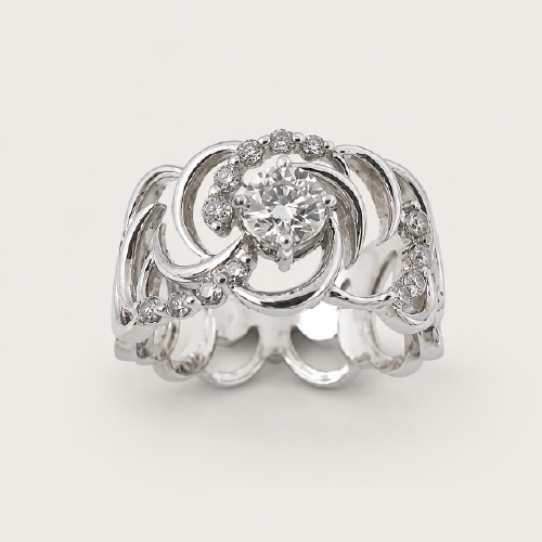 18K White Gold Diamond Ring