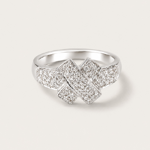 18K White Gold Diamond Ring