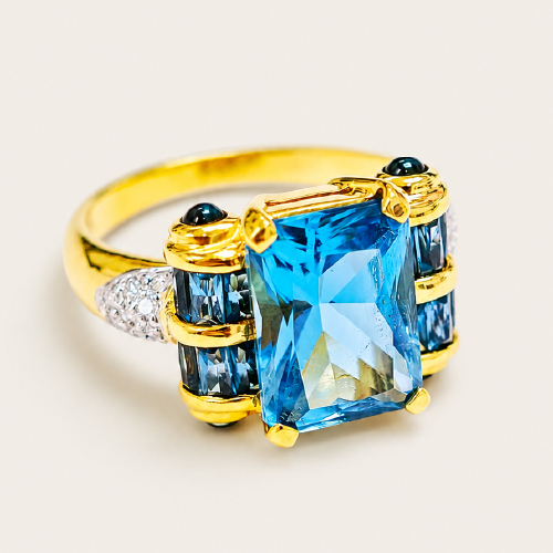 18K Yellow Gold Diamond & Blue Topaz Ring Two Tone