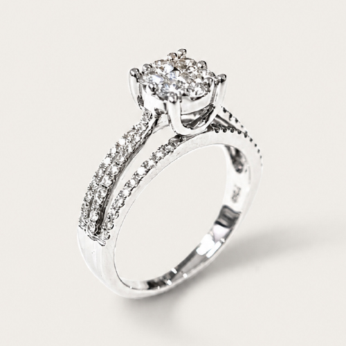 18K White Gold Diamond Ring