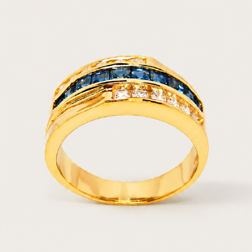 18K Yellow Gold Diamond & Blue Sapphire Ring